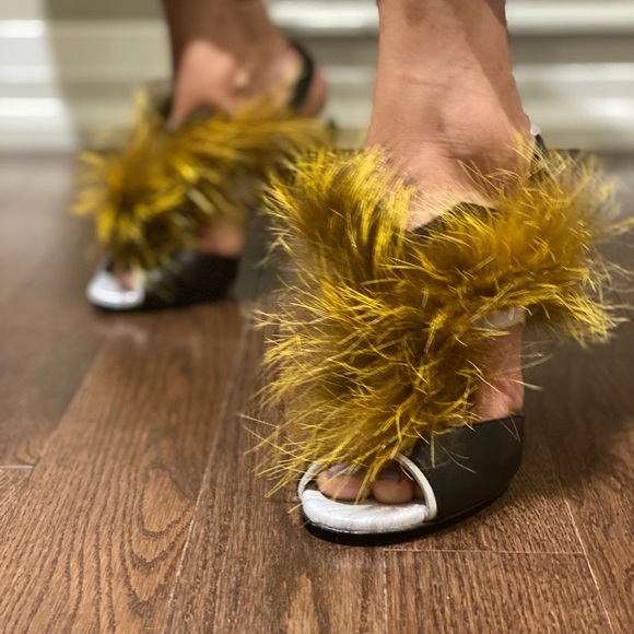 Fendi Bugs Fur Monster Sandals - Picture 7 of 14